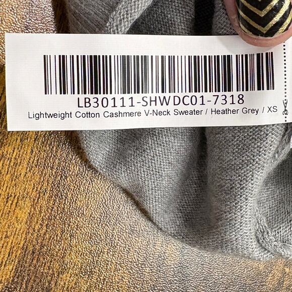 Quince Size XS Organic Cotton Cashmere Sweater Heather Gray Lightweight Luxe - Picture 7 of 9